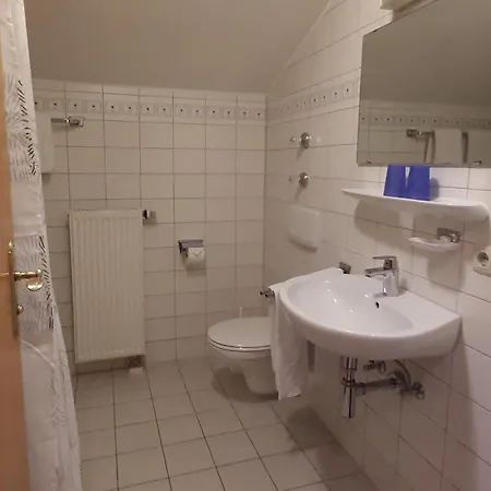 In With Sauna * بايريشزيل