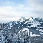Beautiful In The Alps Near Apartmán